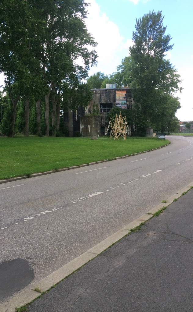 Der Bunker von außen 1